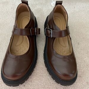 Brown Leather Flats